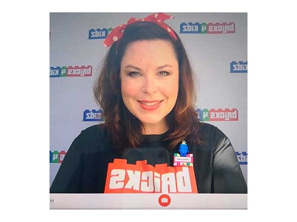 {Caroline Cobb - UK}