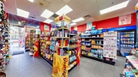 ins market downtown toronto - 1