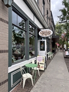 established boutique chocolate candy - 1