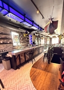 long-standing restaurant corner with - 3