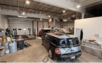thriving high-performing automotive shop - 1