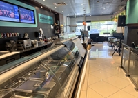 restaurant with drive-thru busy - 2