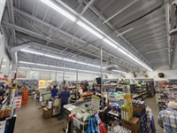 successful retail store annapolis - 3