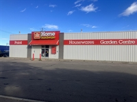 innisfail home hardware - 1