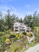 seven-unit short-term accommodation business - 3