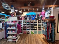 profitable family apparel boutique - 1