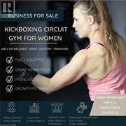 women's kickboxing circuit gym - 1