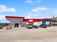 4211 25 avenue tenanted - 1