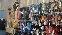 established lifestyle fashion boutique - 2