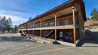 cariboo lodge 21-room lodge - 3