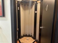 tanning hairstyling piercing retail - 1