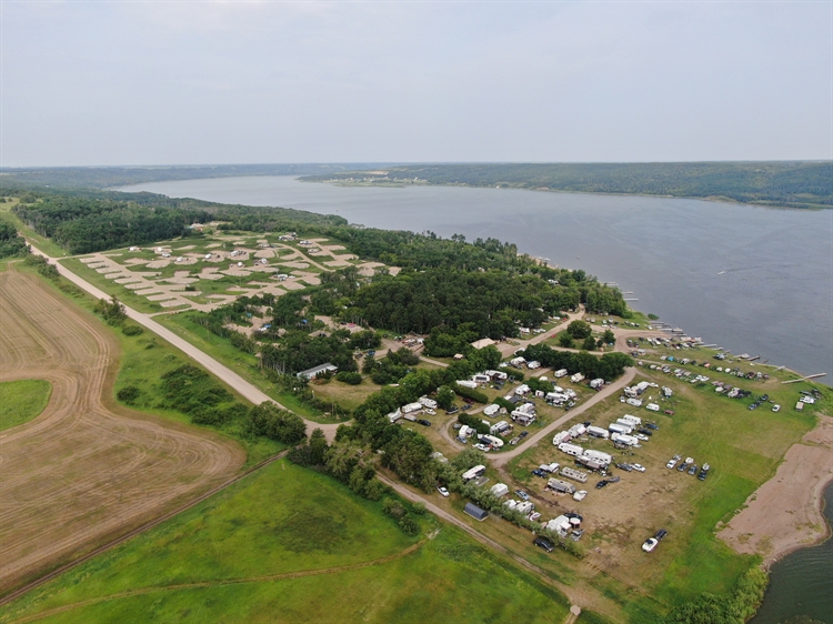 Seasonal Campground Top Walleye Fishing LOTP Manitoba Canada