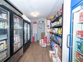 thriving turnkey market east